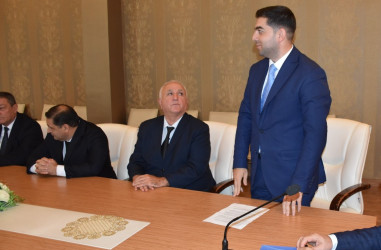 “Yaşıl dünya naminə həmrəylik ili”nə həsr olunmuş “Təmiz ətraf mühit və yaşıl artım əsas prioritetlərimizdəndir” mövzusunda dəyirmi masa keçirilib