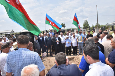 İmişlidə Birinci Qarabağ müharibəsi zamanı itkin düşən Vəliyev İbrahim Ələşrəf oğlu ilə vida mərasimi keçirilib