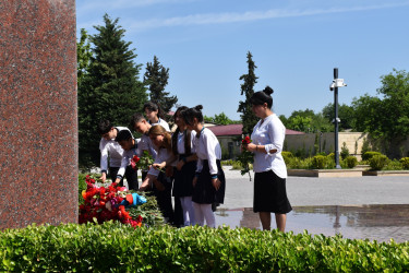 Ümummilli Lider Heydər Əliyevin anadan olmasının 102-ci ildönümü böyük ehtiramla yad edilib
