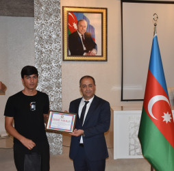 İmişlidə yüksək bal toplayaraq tələbə adını qazanan məzunlarla görüş keçirilib