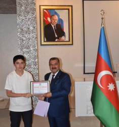 İmişlidə yüksək bal toplayaraq tələbə adını qazanan məzunlarla görüş keçirilib