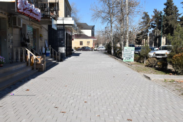 20 Yanvar küçəsinin səkilərində aparılan yenidənqurma işləri yekunlaşdırılıb