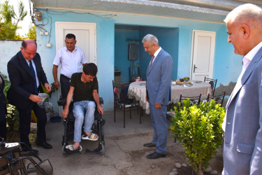 İmişlidə I qrup əlil funksional əlil arabası ilə təmin edilib