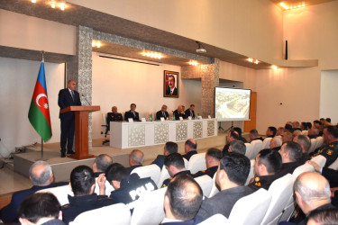 İmişlidə 2025-ci ilin sosial-iqtisadi inkişafının yekunlarına və qarşıda duran  vəzifələrə həsr olunmuş hesabat yığıncağı keçirilib