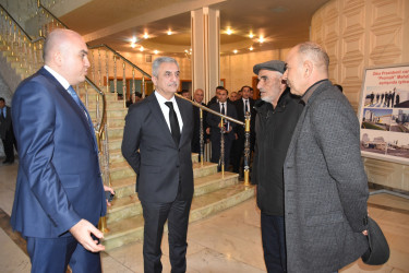 İmişlidə 2025-ci ilin sosial-iqtisadi inkişafının yekunlarına və qarşıda duran  vəzifələrə həsr olunmuş hesabat yığıncağı keçirilib