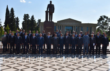 İmişlidə dövlət qulluqçularının peşə bayramı münasibətilə tədbir keçirilib