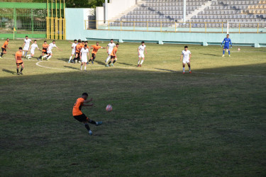 İmişli şəhər stadionu əsaslı təmirdən sonra idmançıların istifadəsinə verilib