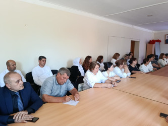 İmişlidə “Dövlət idarəçiliyində və mediada Azərbaycan ədəbi dilinin düzgün tətbiqi” mövzusuna həsr olunmuş dəyirmi masa keçirilib