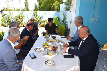 İmişlidə I qrup əlil funksional əlil arabası ilə təmin edilib