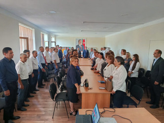 İmişlidə “Dövlət idarəçiliyində və mediada Azərbaycan ədəbi dilinin düzgün tətbiqi” mövzusuna həsr olunmuş dəyirmi masa keçirilib
