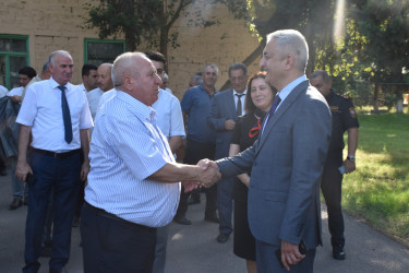 Muradalılı kəndində sakinlərlə növbəti səyyar qəbul keçirilib