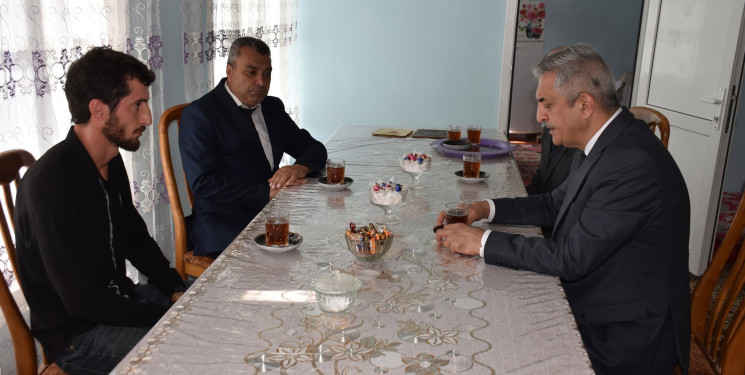 İcra başçısı 30.09.2026-cı il tarixdə Vətən müharibəsi əlili ilə evində görüşüb