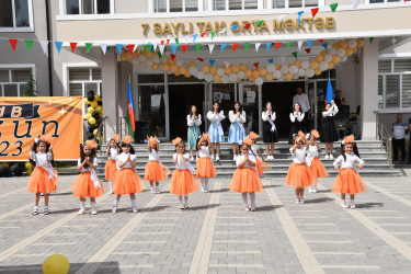 İcra başçısı “Son zəng”də iştirak edib