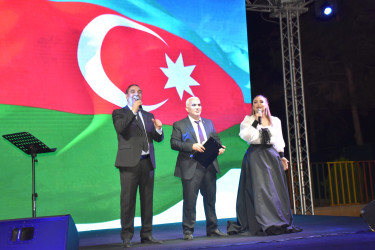 İmişlidə Ümummilli Lider Heydər Əliyevin anadan olmasının 102-ci ildönümünə həsr olunmuş konsert proqramı keçirilib